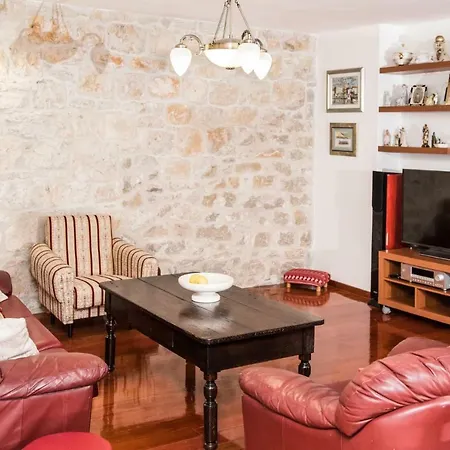 Old Stone In Historic Center With Heated Pool Villa *