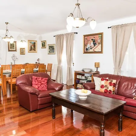 Old Stone In Historic Center With Heated Pool * Makarska