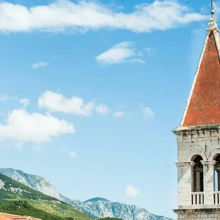 Old Stone In Historic Center With Heated Pool Villa Makarska